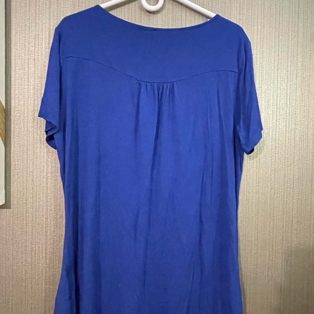 Blue 2XL Top - Picture 2 of 3
